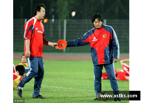 中国足球进世界杯主教练是谁？(国足外号是什么？)